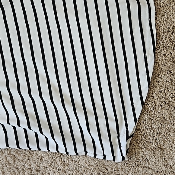 Shein black and white striped tank top, size L - Picture 3 of 6